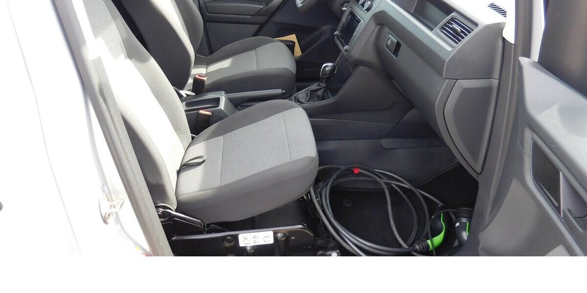 VW Caddy Maxi Abt-e Elektrik DSG Automatik Klima 13.200 km 12.990 &euro; Vordorf 38533