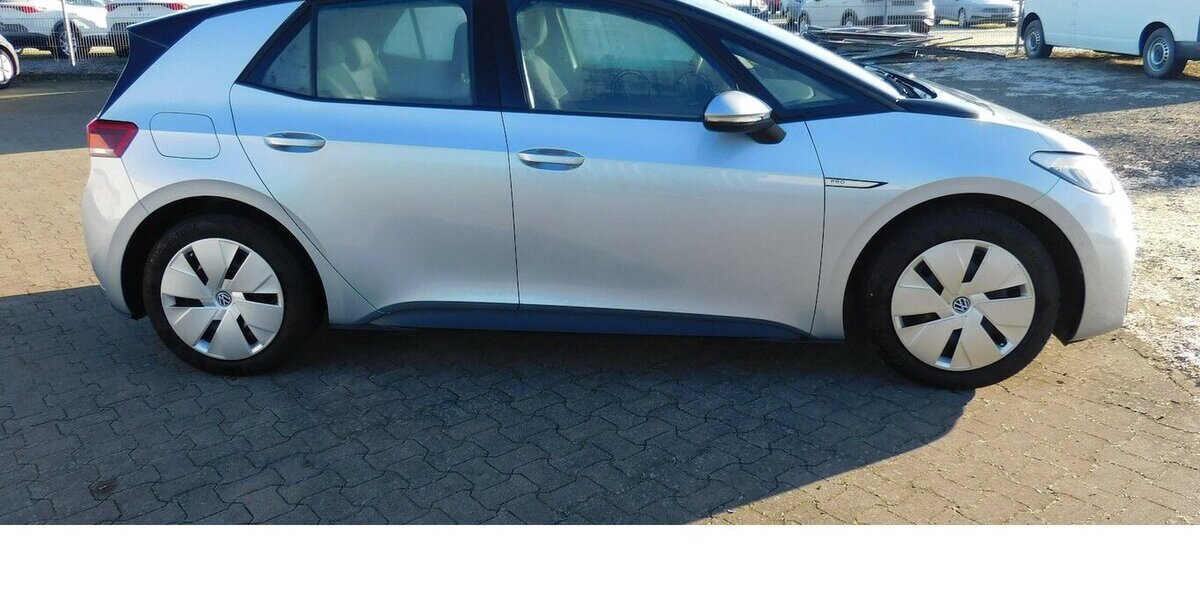 VW ID.3 Pro Elektrik 1-Gang Automatik Navi 22.700 km 17.990 &euro; Vordorf 38533