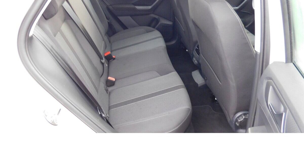 VW T-Roc 1.5 Life TSI BMT DSG Navi Klima Alu 35.700 km 23.990 &euro; Vordorf 38533