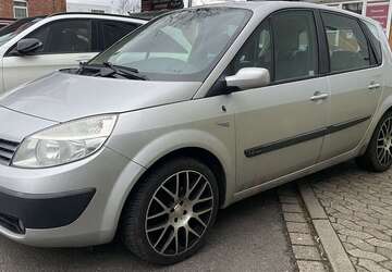 Renault Scenic 109.000 km 2.100 &euro; Hildesheim 31137