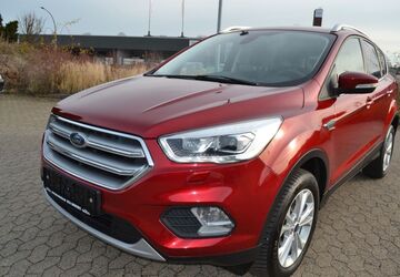 Ford Kuga 83.450 km 12.450 &euro; BRAUNSCHWEIG 38122