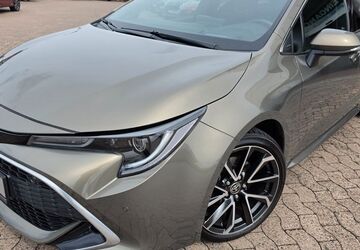 Toyota Corolla 61.600 km 25.980 &euro; Hildesheim 31137