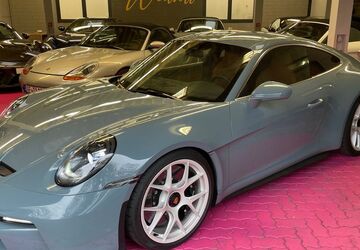 Porsche 992 2.700 km 360.000 &euro; Braunschweig 38114