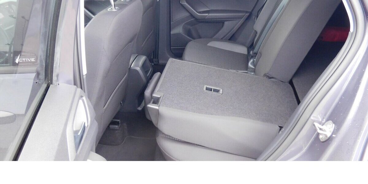 VW T-Cross 1.0 Life Active BMT TSI Klima Navi 33.700 km 18.990 &euro; Vordorf 38533