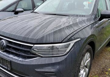 VW Tiguan 238.448 km 20.890 &euro; Braunschweig 38114