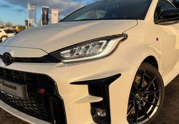 Toyota Yaris 65.950 km 29.990 &euro; Hildesheim 31137