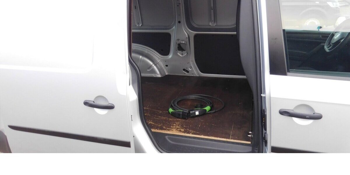 VW Caddy Maxi Abt-e Elektrik DSG Klima 7.900 km 13.390 &euro; Vordorf 38533