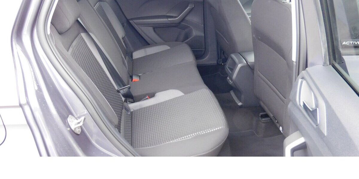 VW T-Cross 1.0 Style BMT TSI Klima Navi 35.400 km 17.990 &euro; Vordorf 38533