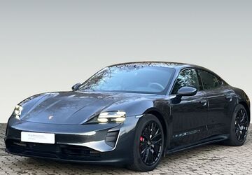 Porsche Taycan 45.599 km 79.730 &euro; Braunschweig 38114