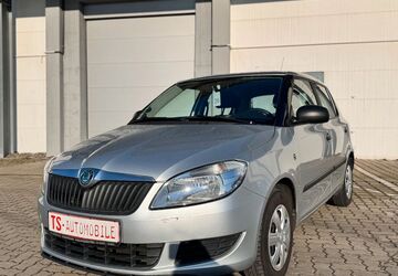 Skoda Fabia 97.000 km 2.490 &euro; Salzgitter 38229