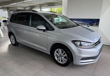 VW Touran 150.000 km 20.490 &euro; Braunschweig 38116