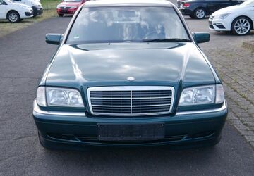 Mercedes-Benz C 200 170.000 km 3.899 &euro; Braunschweig 38122