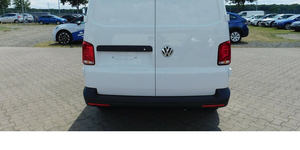 VW T6.1 Transporter 2.0 TDI BMT 3Sitze Navi Klima 30.000 km 31.990 &euro; Vordorf 38533