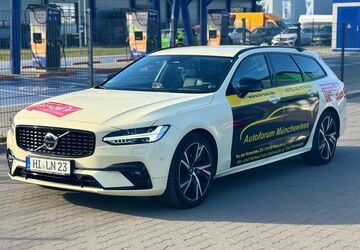 Volvo V90 194.000 km 28.499 &euro; Hildesheim 31137