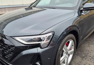 Audi Q8 e-tron 16.700 km 39.990 &euro; Braunschweig 38112