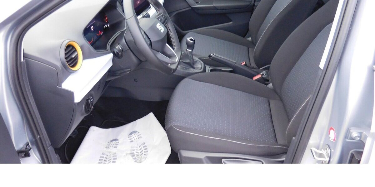 Seat Ibiza 1.0 Style TSI BMT 4Trg Navi Klima 13.700 km 15.990 &euro; Vordorf 38533