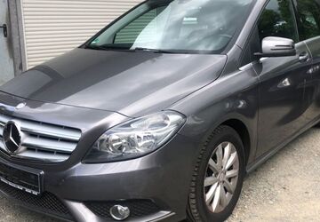 Mercedes-Benz B 180 120.000 km 10.650 &euro; Braunschweig 38110