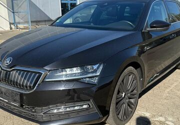 Skoda Superb 118.192 km 22.990 &euro; Braunschweig 38122