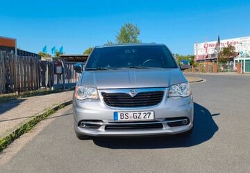 Lancia Voyager 138.500 km 16.700 &euro; Braunschweig 38112