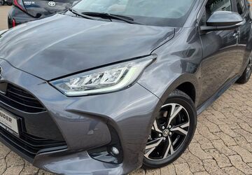 Toyota Yaris 12.880 km 22.990 &euro; Hildesheim 31137