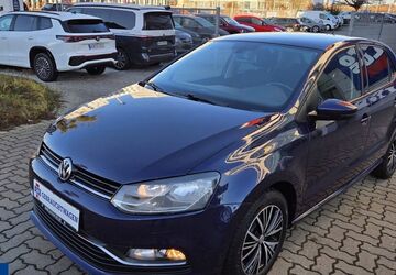 VW Polo 54.465 km 9.799 &euro; Salzgitter 38229