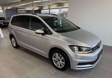 VW Touran 98.000 km 19.990 &euro; Braunschweig 38116