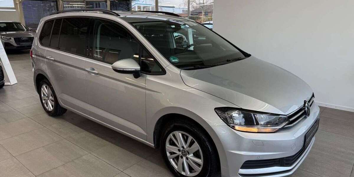 VW Touran 98.000 km 19.990 &euro; Braunschweig 38116