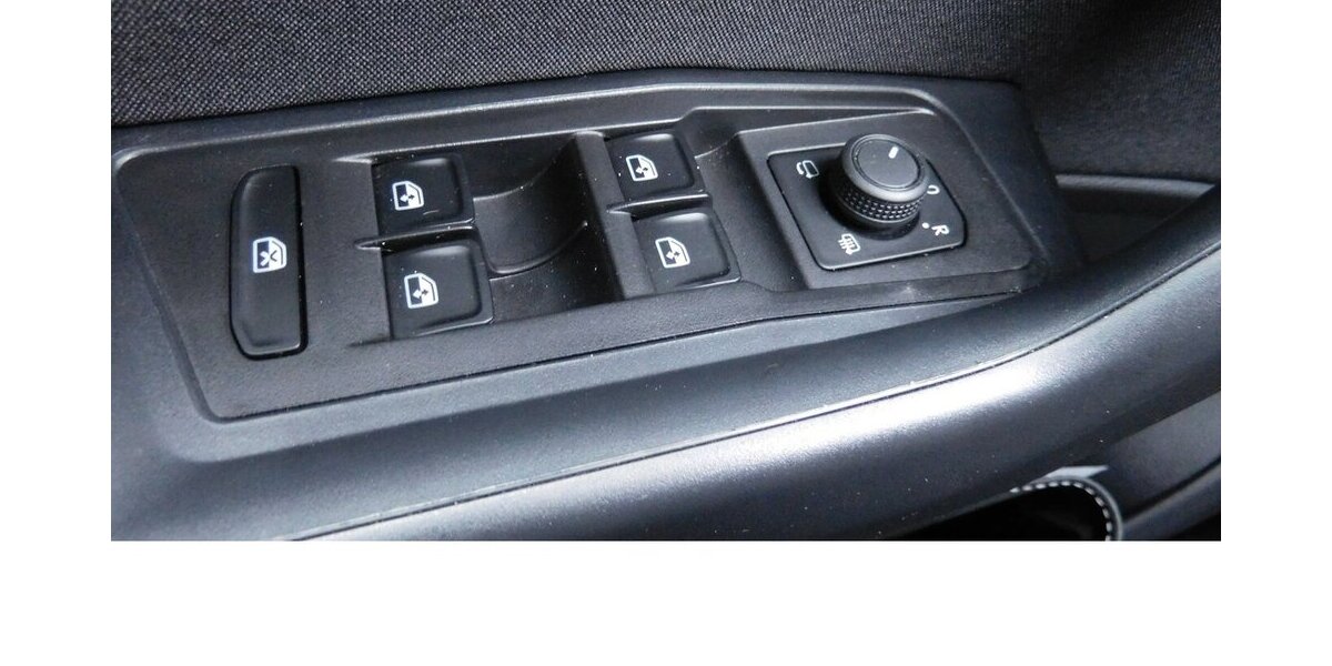 VW T-Roc 1.0 Life TSI BMT Navi Klima Alu 19.600 km 19.990 &euro; Vordorf 38533