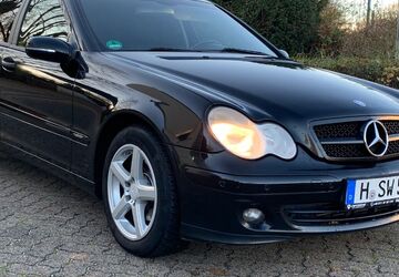 Mercedes-Benz C 220 319.000 km 2.999 &euro; Salzgitter 38226