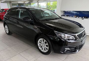 Peugeot 308 95.000 km 8.490 &euro; Braunschweig 38116