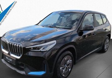 BMW iX1 13.963 km 33.750 &euro; Hildesheim 31137