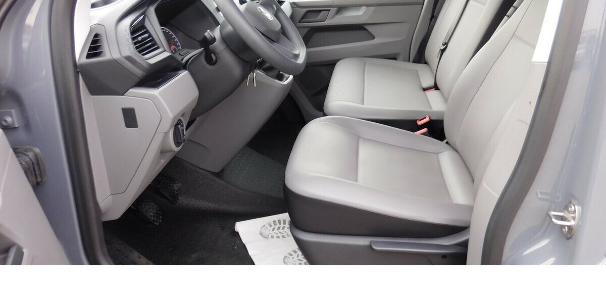 VW T6.1 Caravelle 2.0 Trendline TDI 9 Sitze Navi 20.500 km 34.990 &euro; Vordorf 38533