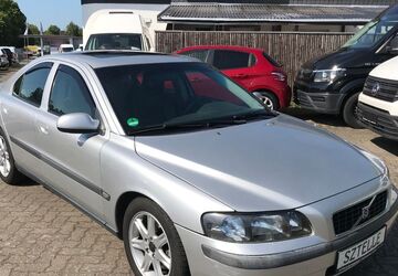 Volvo S60 201.466 km 3.999 &euro; Braunschweig 38110