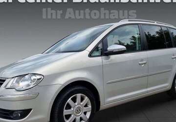 VW Touran 249.300 km 4.999 &euro; Braunschweig 38120