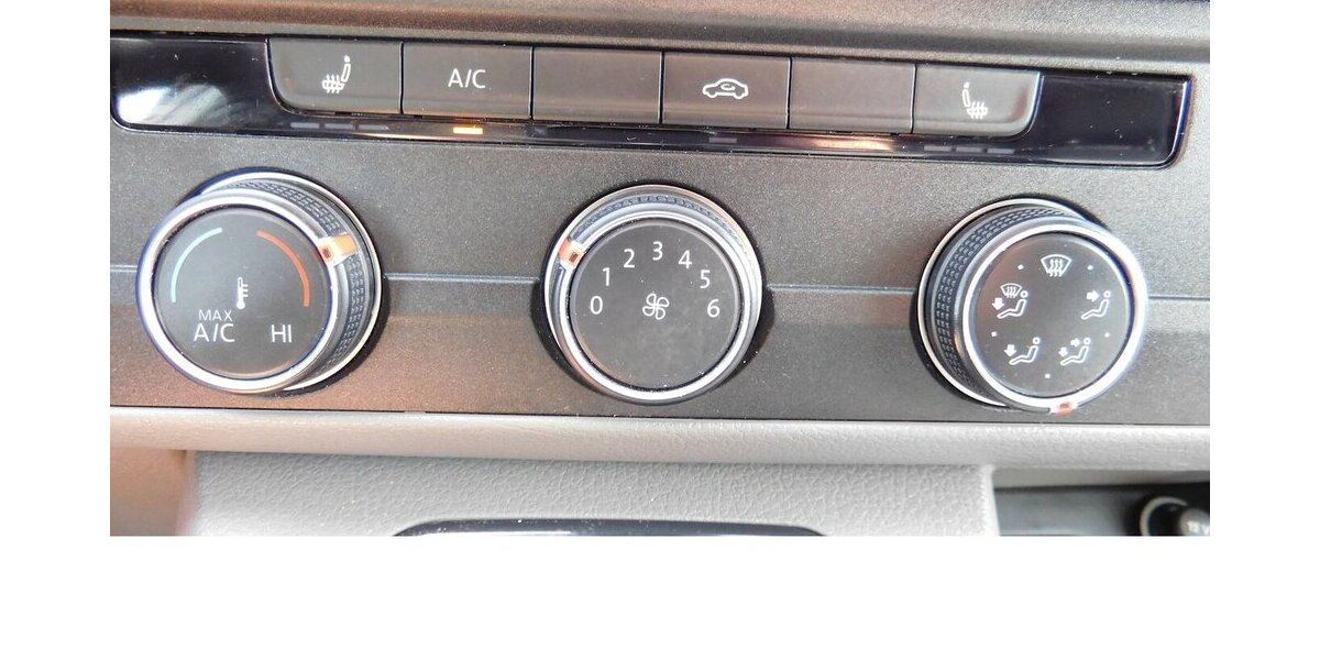 VW T6.1 Transporter 2.0 TDI BMT 3Sitze Navi Klima 22.600 km 32.990 &euro; Vordorf 38533