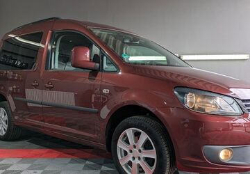 VW Caddy 156.286 km 9.999 &euro; Braunschweig 38112