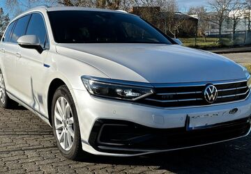 VW Passat Variant 64.000 km 22.999 &euro; Wolfenbüttel 38302
