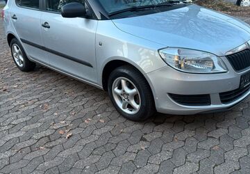Skoda Fabia 120.000 km 4.499 &euro; Adenstedt 31246