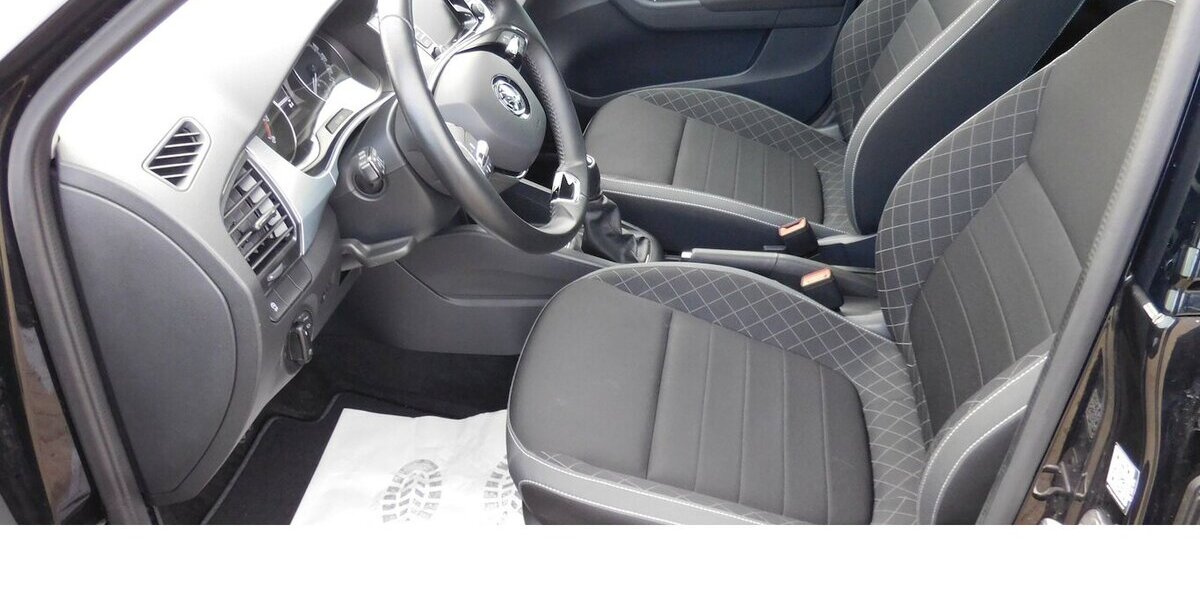 Skoda Fabia 1.0 Ambition TSI BMT Navi Klima 41.500 km 14.990 &euro; Vordorf 38533