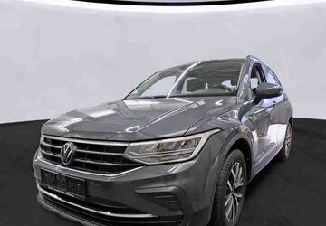 VW Tiguan 77.263 km 25.990 &euro; Braunschweig Wenden 38110