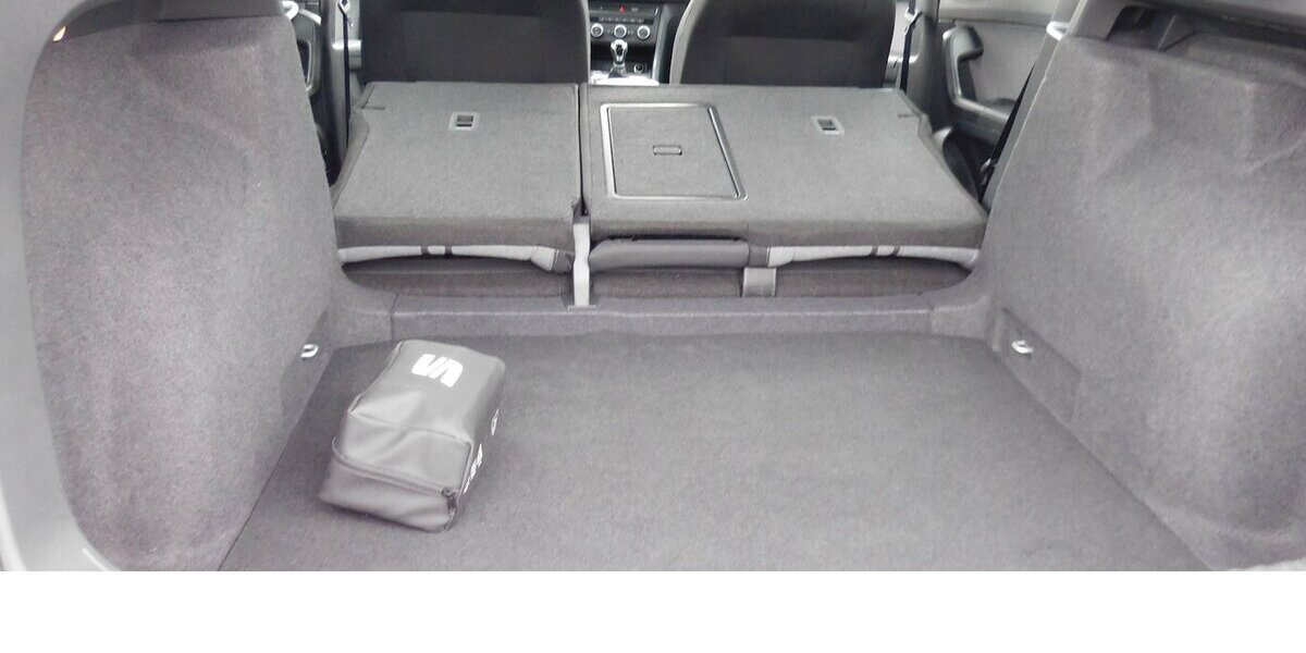 Seat Ateca 1.5 Style TSI BMT Navi Klima Alu 30.300 km 22.990 &euro; Vordorf 38533