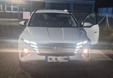 Hyundai TUCSON 75.000 km 20.300 &euro; Braunschweig 38118