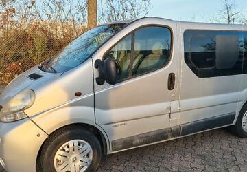 Renault Trafic 258.200 km 2.880 &euro; Braunschweig 38112