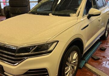 VW Touareg 180.000 km 33.890 &euro; Peine 31228