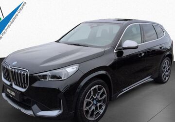 BMW iX1 21.628 km 35.990 &euro; Braunschweig 38112