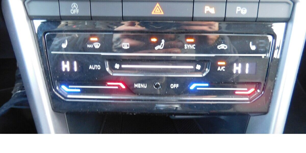 VW T-Roc 1.5 Life TSI BMT DSG Navi Klima Alu 38.400 km 22.990 &euro; Vordorf 38533