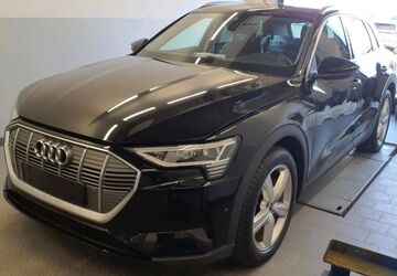 Audi e-tron 50.400 km 35.950 &euro; Salzgitter 38259