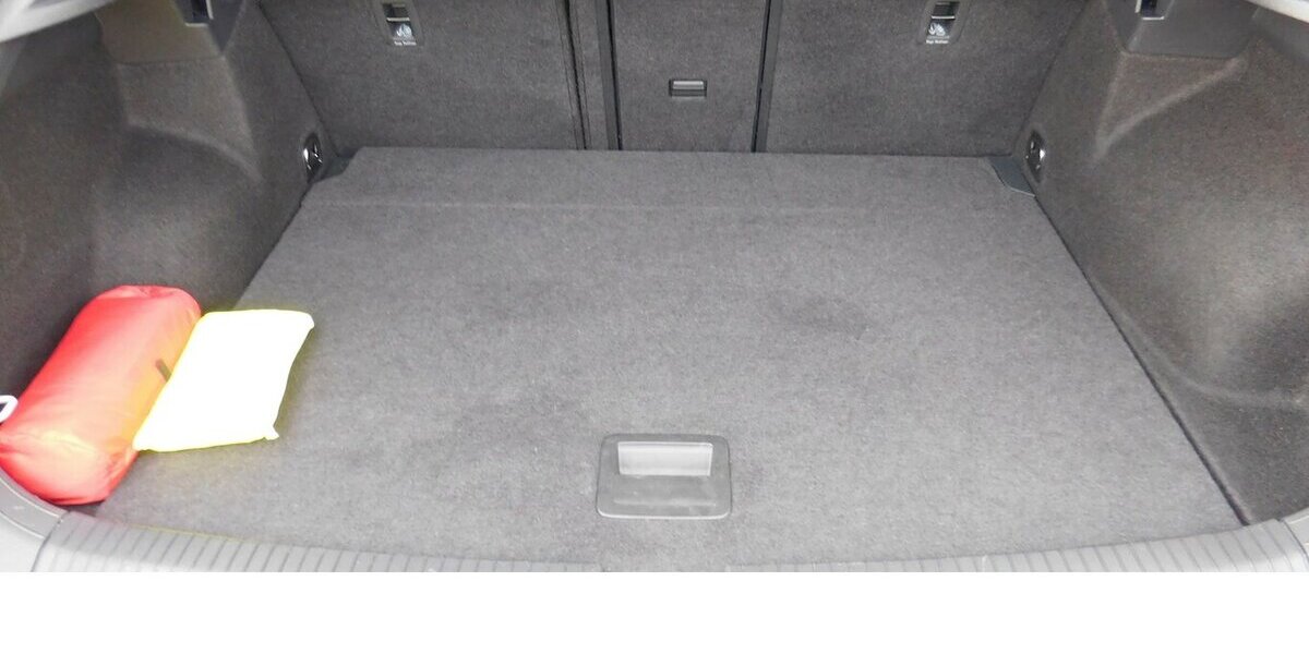 VW T-Roc 1.5 Life TSI BMT DSG Navi Klima Alu 35.700 km 23.990 &euro; Vordorf 38533