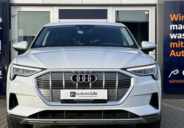 Audi e-tron 16.655 km 32.980 &euro; Salzgitter 38229