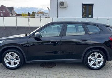BMW iX1 35.277 km 33.490 &euro; Salzgitter-Lebenstedt 38226
